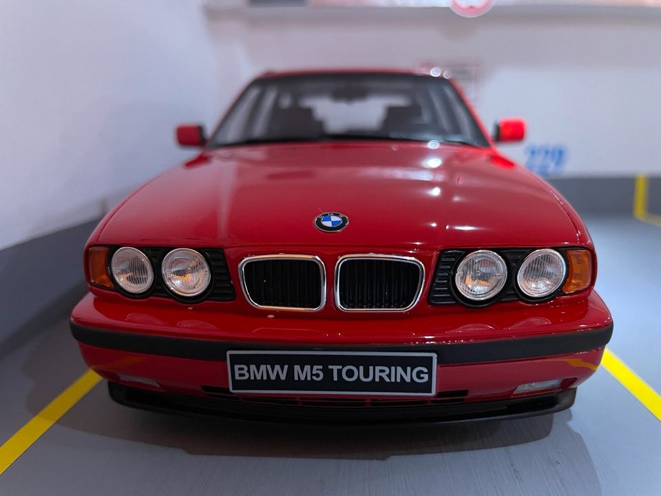 BMW M5 touring E34 Otto OT951 1:18 limitiert NEU in Köln