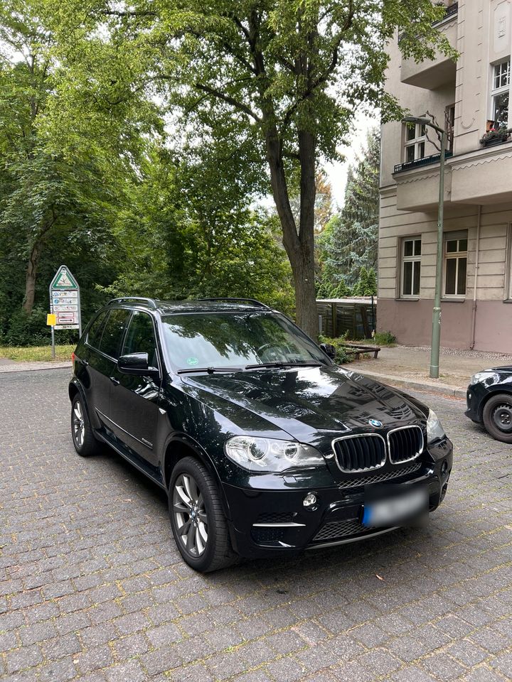 BMW X5 Xdrive 30d Vollausstattung!!! in Berlin
