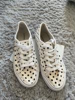 Weiße Sommerschuhe gepunktet Sachsen-Anhalt - Halle Vorschau