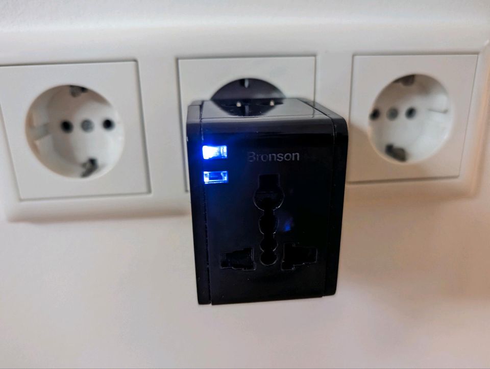 Welt Reiseadapter, Travel adapter, Benson, 2x USB A in München