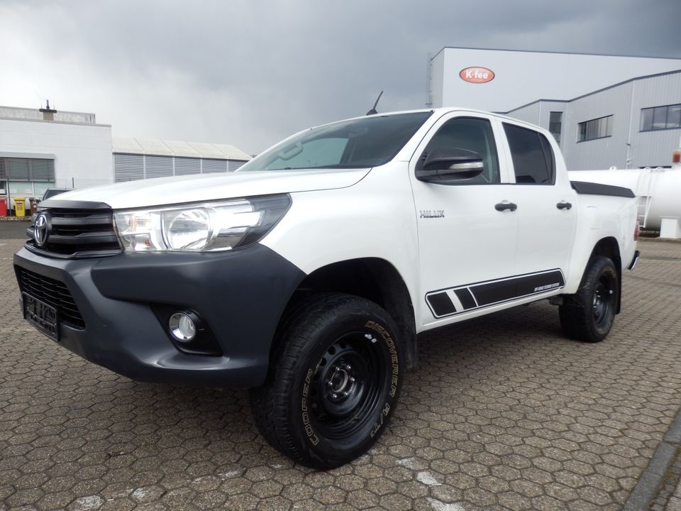 Toyota Hilux Double Cab Duty 4x4, Laderaumabdeckung, ZV, Klima in Bergisch Gladbach