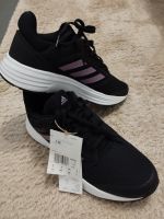 Adidas Turnschuhe NEU Gr. 6 (39) Hessen - Mengerskirchen Vorschau