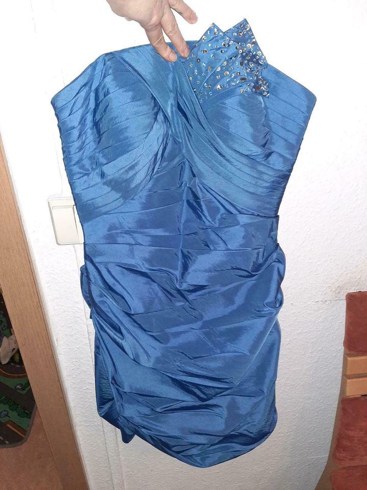 Abendkleid in Pingelshagen