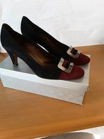 Peter Kaiser Pumps schwarz/ bordeaux Gr. 40 ( 6 1/2) Bayern - Buchenberg Vorschau