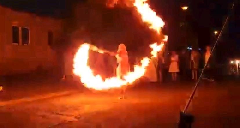 Feuer Feuershow Feuertanz Hochzeit Geburtstag flammendes Herz sho in Merseburg