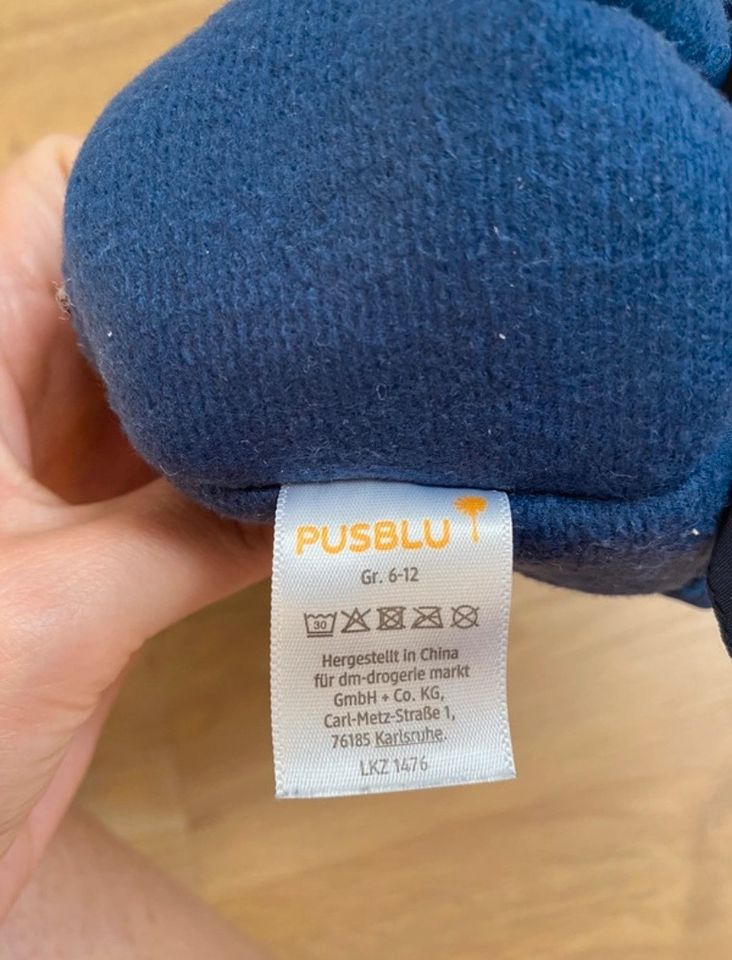 Pusblu Füßlinge Überzieher Fleece gefüttert blau 6 bis 12 Monate in Naumburg 