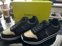 VERSACE Damen Sneaker Sportschuhe Gr. 40 NEU OVP Ungetragen Nordrhein-Westfalen - Hürth Vorschau