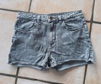 Jeans kurz Gr.152 grau H&M Baden-Württemberg - Endingen Vorschau