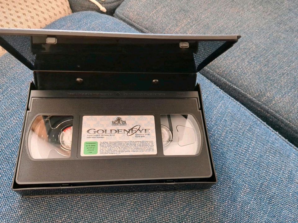 VHS Goldeneye Die Welt ist nicht Der Morgen stirbt James Bond 007 in Venusberg