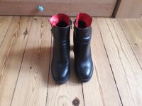 Damenschuhe Stiefeletten von KAYLA Gr 38 Friedrichshain-Kreuzberg - Friedrichshain Vorschau