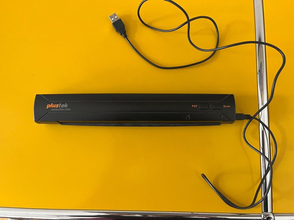 Plustek MobileOffice S400 - Portabler Farbscanner für unterwegs in München