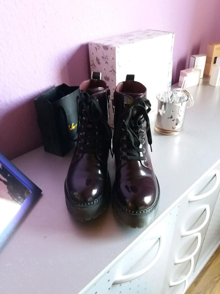 Sehr schöner Damen Boots  neu!! in Hespe