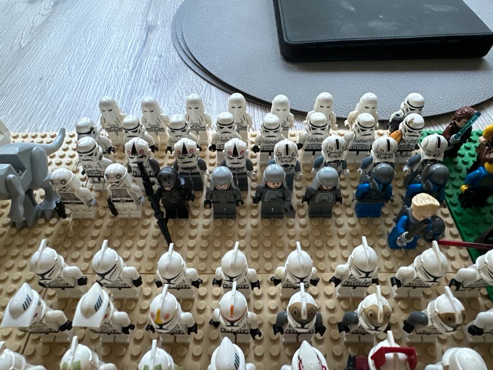 Lego Star Wars 170 Figuren in Idar-Oberstein