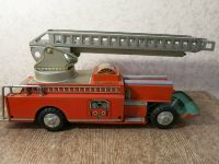 FEUERWEHR-LEITERWAGEN BLECHSPIELZEUG FeuerwehrAuto MT Modern Toys Nordrhein-Westfalen - Hückelhoven Vorschau
