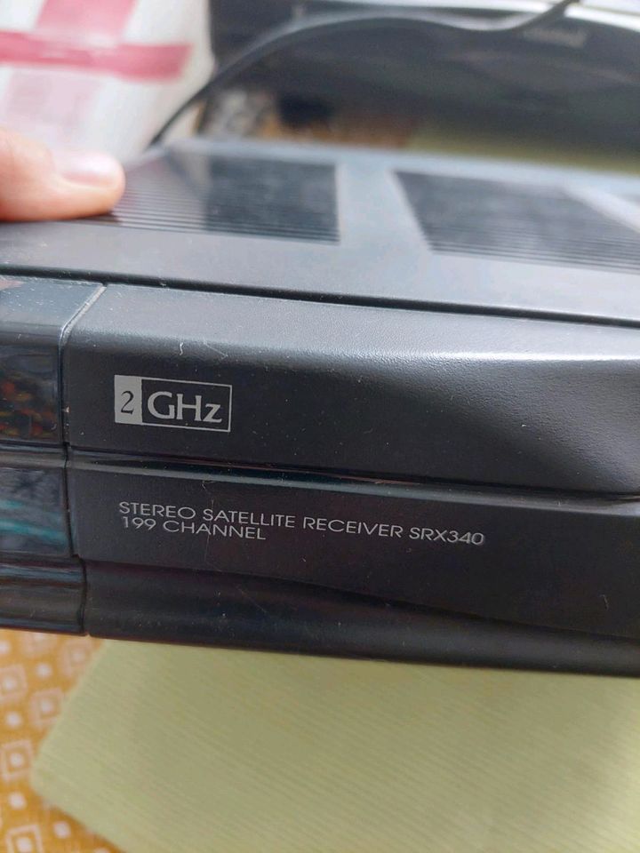 Amstrad 340 Receiver 2 Stck. Kpl. m. Kabel zus. 20€ in Leipzig