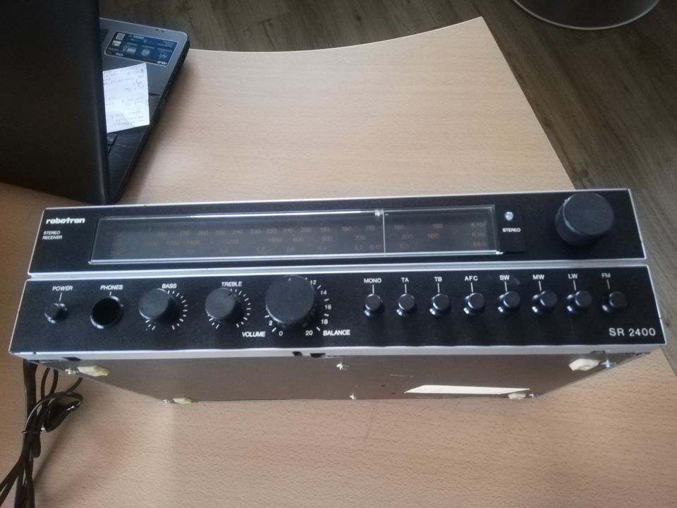 RFT Robotron SR 2400 // DDR // Receiver // voll funktionsfähig in Viernau