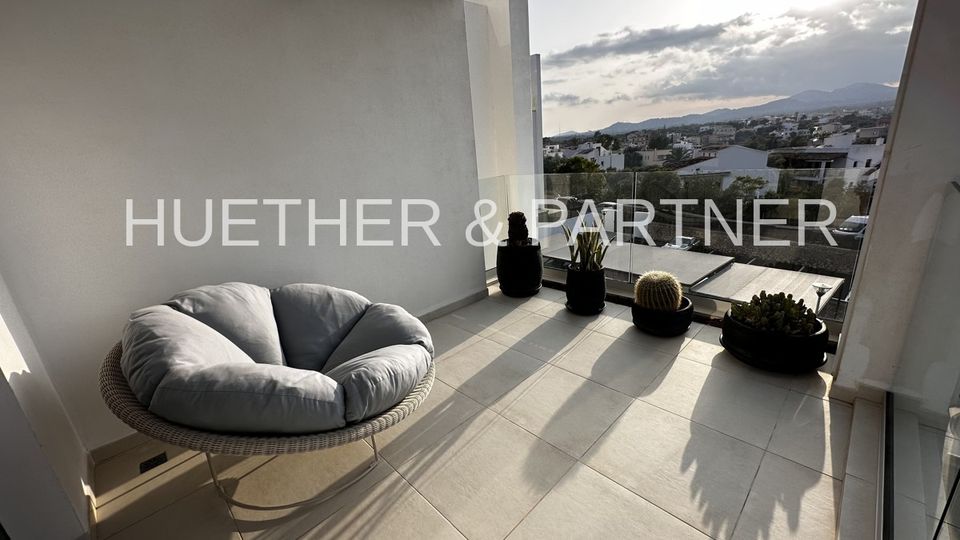 Luxeriös ausgestattetes Penthouse mit privatem Whirlpool auf der Meerblick-Dachterrasse auf Mallorca (Ref: 24-008) in Saarbrücken