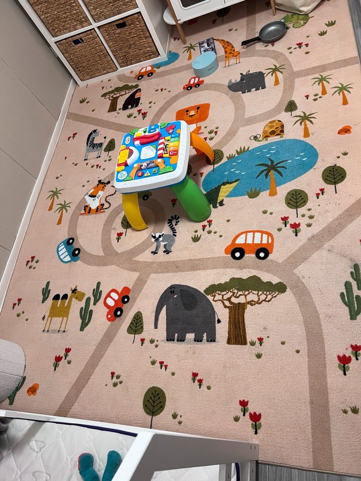 Schöner großer Kinderzimmer Teppich in Dortmund