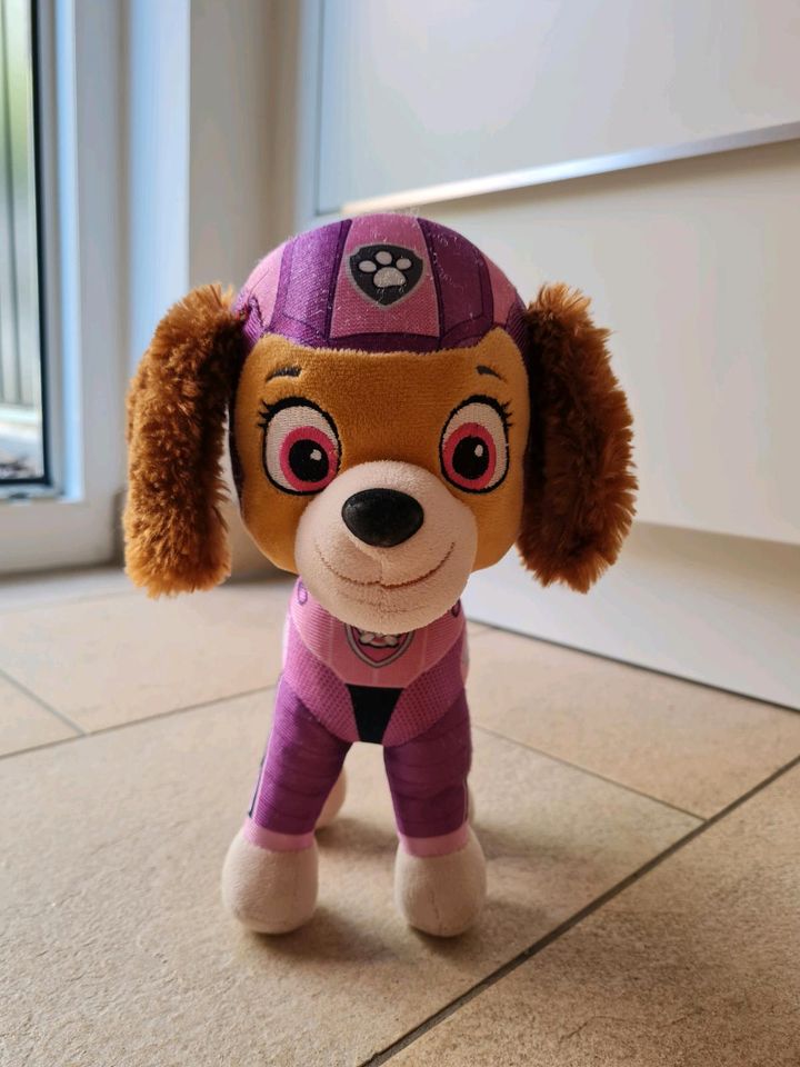 Paw Patrol Skye Kuscheltier in Oberursel (Taunus)