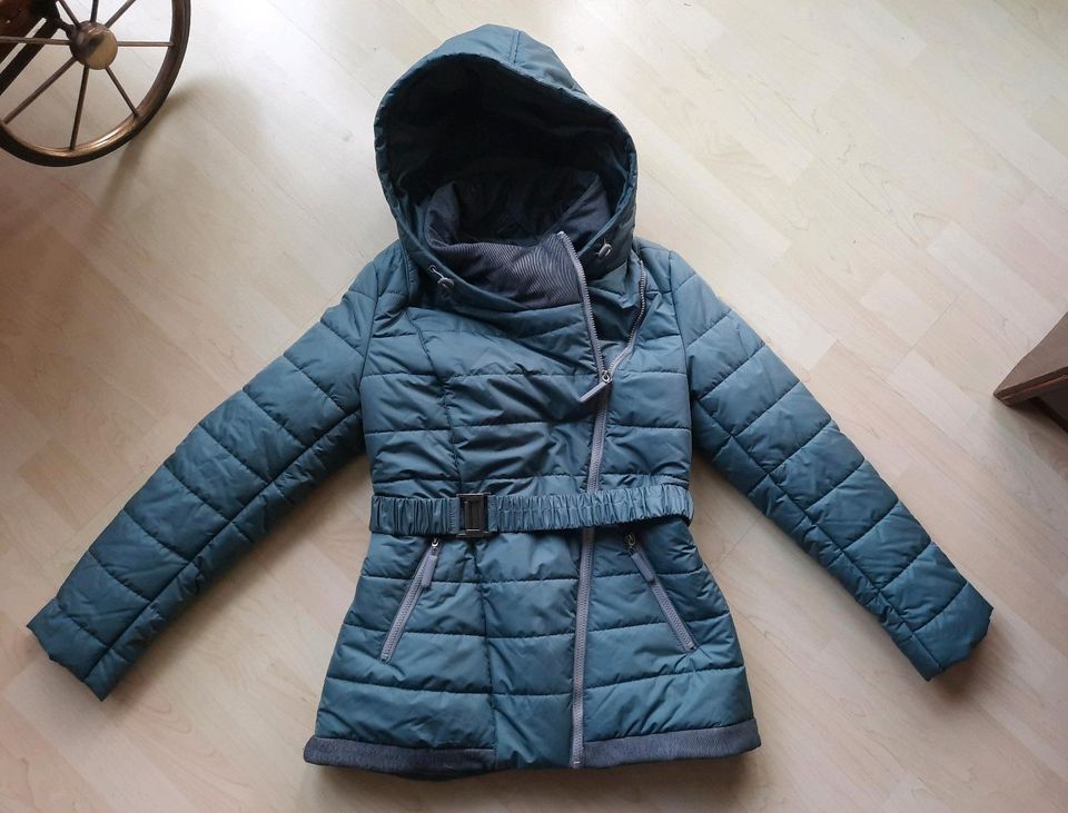 Winterjacke Damen türkis Gr. 40 in Mainz