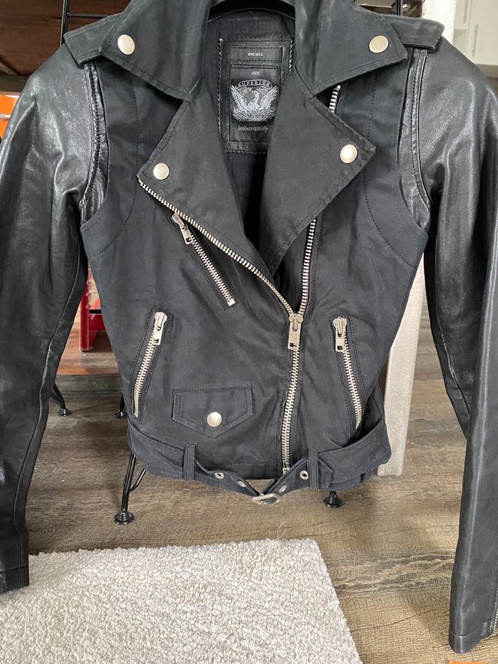 Lederjacke Diesel Leder Mix Gr XS. Schwarz in Hamburg