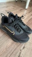 Nike Air Max 2090 schwarz Gold Gr. 44 Baden-Württemberg - Metzingen Vorschau