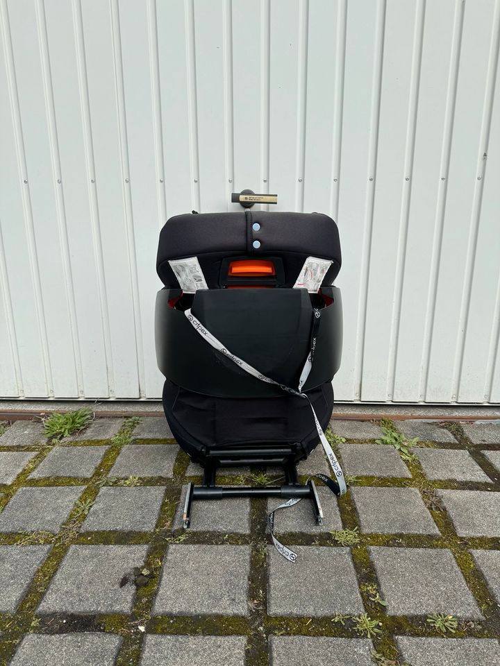 Cybex Kindersitz mit Iso Fix in Dresden