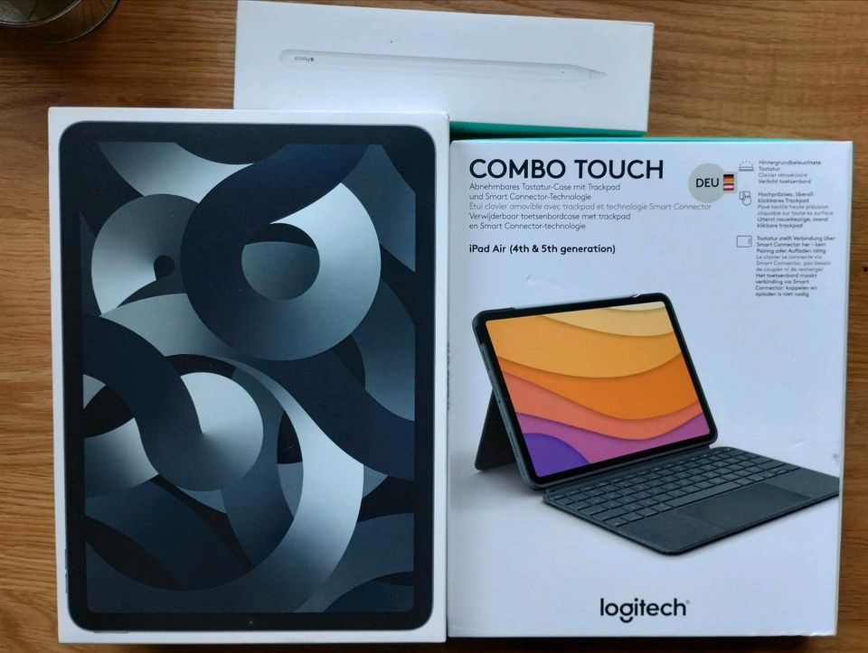 Apple iPad Air 5 64 GB+ Apple Pen + Logitech Combo Touch wie neu! in Bochum