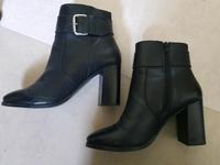 Neu ZIGN Leder Stiefeletten Gr. 42 Niedersachsen - Vechelde Vorschau
