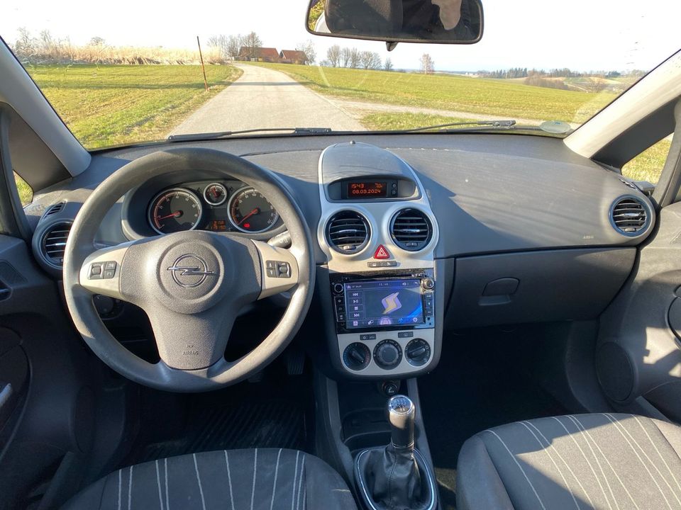 Opel Corsa D 1.4 Edition in Haarbach