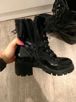 Glanzleder Stiefel/Stiefeletten von Steve Madden Bayern - Gauting Vorschau