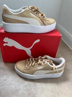 Puma Schuhe Sneaker gr.38 beige weiß Niedersachsen - Osterholz-Scharmbeck Vorschau