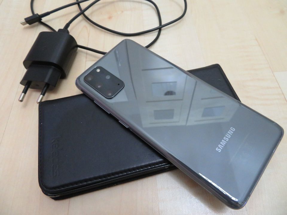 Samsung Galaxy S20+ cosmic gray in Hofkirchen