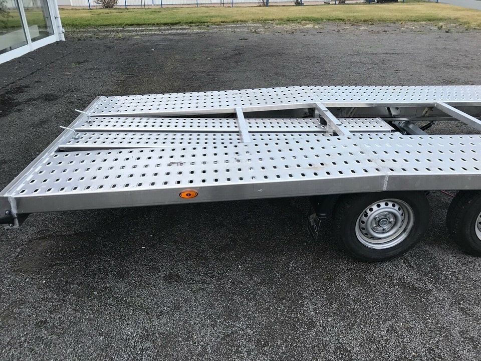 Autotransporter Auto Anhänger KFZ NUR 530 Kg Leergewicht ALU NEU in Köthen (Anhalt)