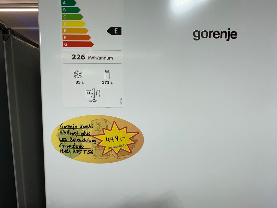 Kühlgefrierkombination Gorenje schneeweiß 256L NoFrost Neu! in Wipperfürth