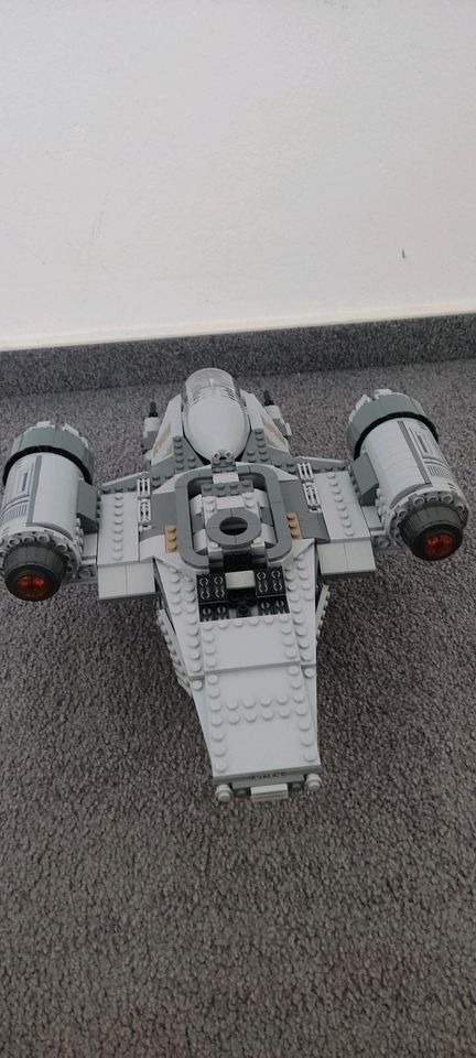 Lego Star wars razor crest 75292 in Oldenburg