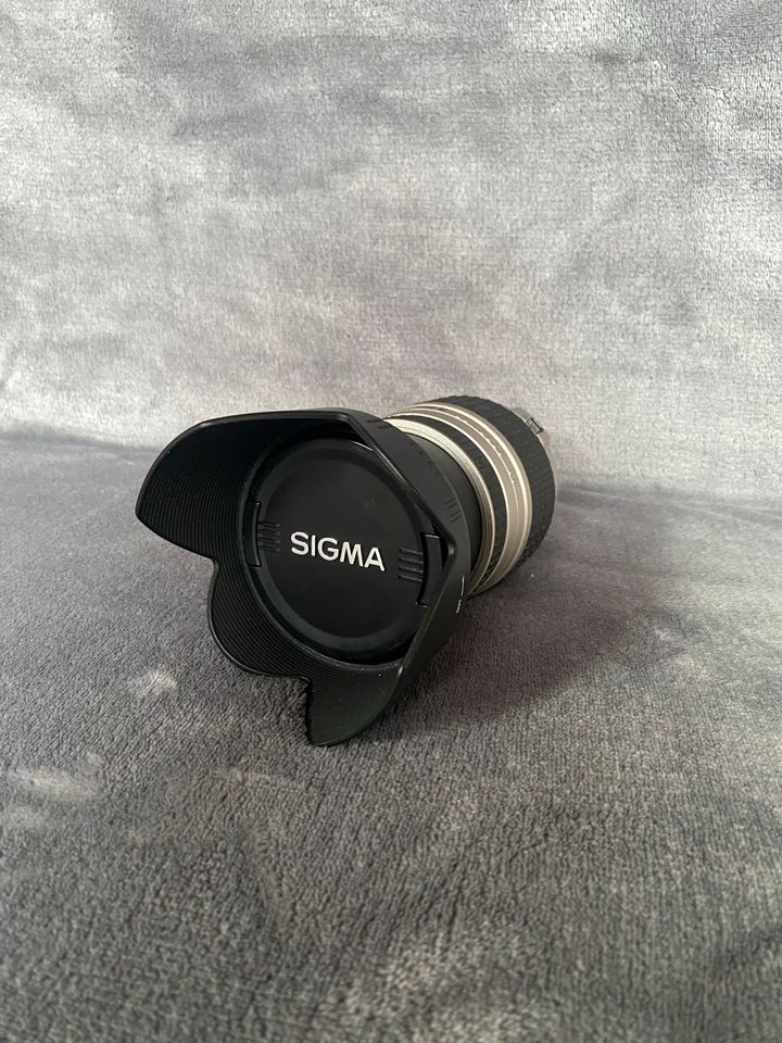 Kameraobjektiv Sigma Zoom 28-300 mm in Schwerin