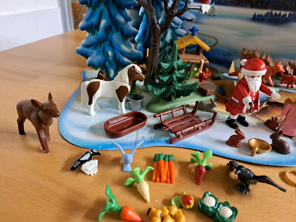 Weihnachten der Waldtiere von Playmobil in Fuldabrück
