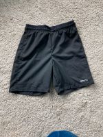 Kipsta Decathlon Sporthose Short schwarz 131-140cm Nordrhein-Westfalen - Kamp-Lintfort Vorschau