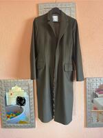 Neuwertiger langer Mango Mantel Damen in oliv grün Khaki S Hessen - Groß-Gerau Vorschau
