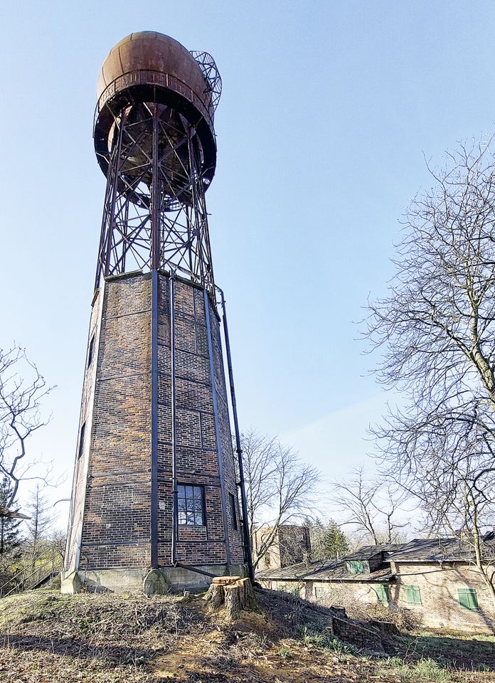 AUKTION: Wasserturm und Transformatorenhaus mit Fledermausquartier in Hohenmölsen