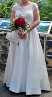 Hochzeitskleid/ Brautkleid ggf mit Clutch, Ringkissen, Brautschuh Nordrhein-Westfalen - Bornheim Vorschau