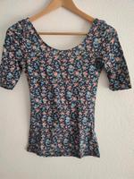 H&M Divided 1/3 Shirt Blümchen Blumen Gr. XS Bayern - Ursensollen Vorschau