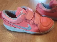 Nike kinderschuhe Turnschuhe gr 30 Brandenburg - Cottbus Vorschau