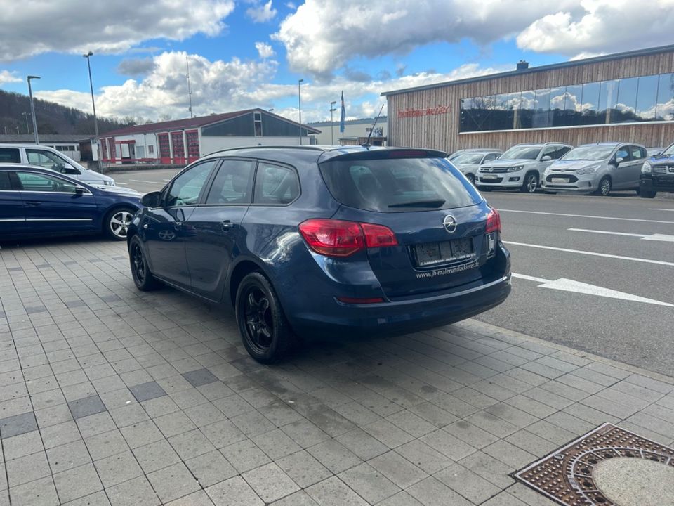 Opel Astra J Sports Tourer Design Edition in Heidenheim an der Brenz