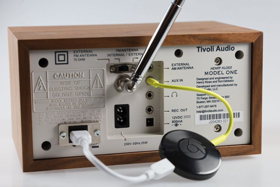 Tivoli Audio Model One Wlan Chromecast Walnuß/Beige in Espelkamp