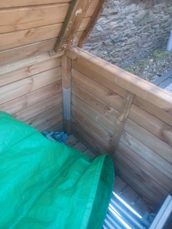 Holzbox/Gartenaufbewahrungsbox groß in Mömbris
