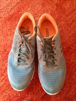 Laufschuhe von asics Niedersachsen - Gehrden Vorschau