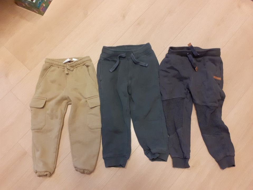 3 x Jogger Gr. 98 H&M Topolino zara, grau beige Cargostyle grün in Lohr (Main)