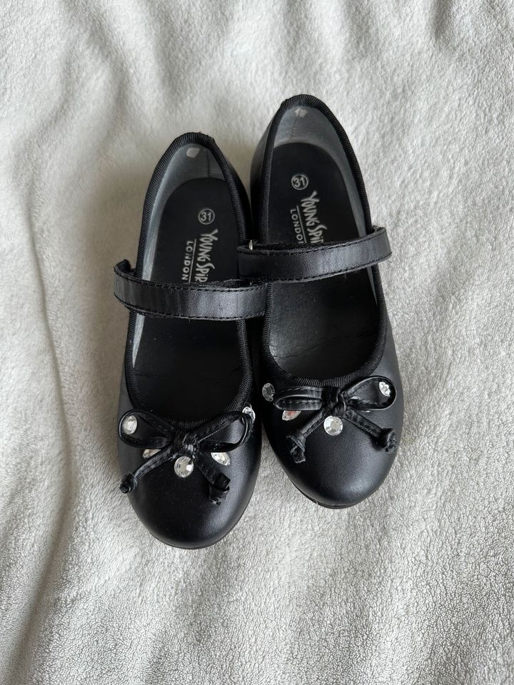 Mädchen Schuhe Ballerinas Gr.31 schwarz in Kierspe